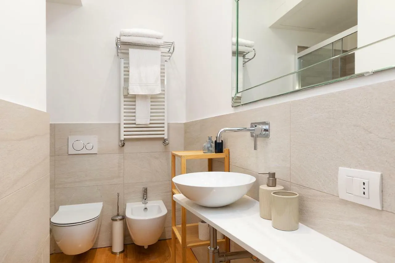 Viaboschetti1 Apartment Milan